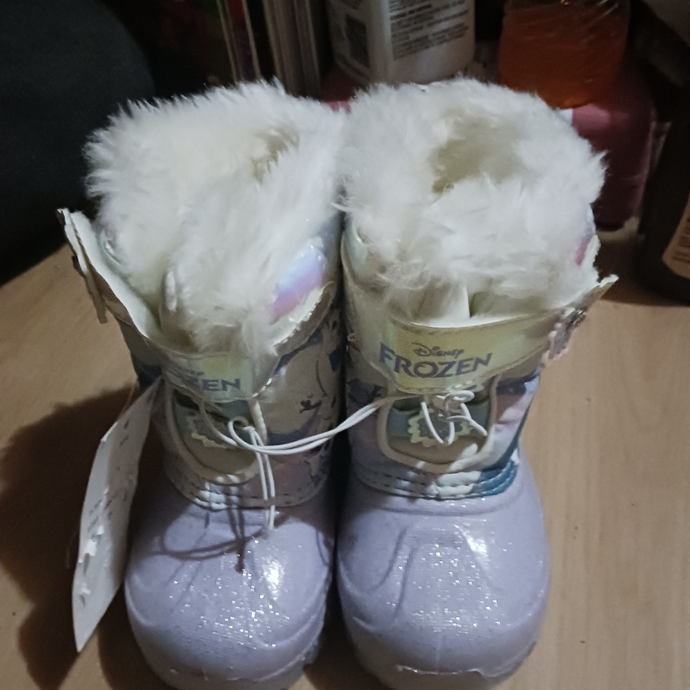 Disney FrozenToddler Girls' Light up Winter Boots - Lilac - Size 5 outdoor - Picture 5 of 5